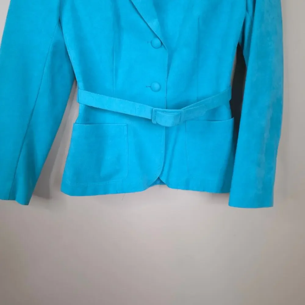 Vintage gently used